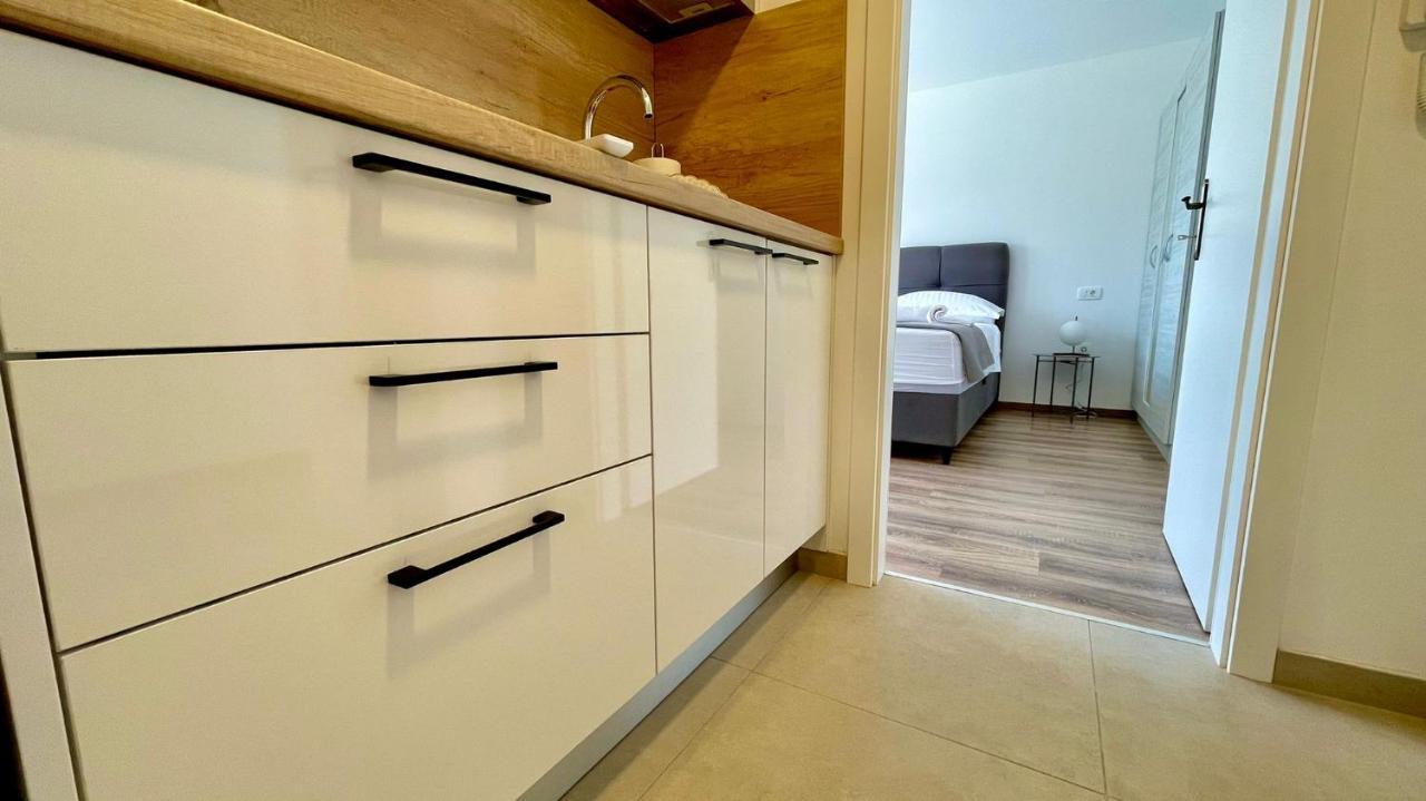 Studio Apartmani Kaja I Iva Sinj Extérieur photo